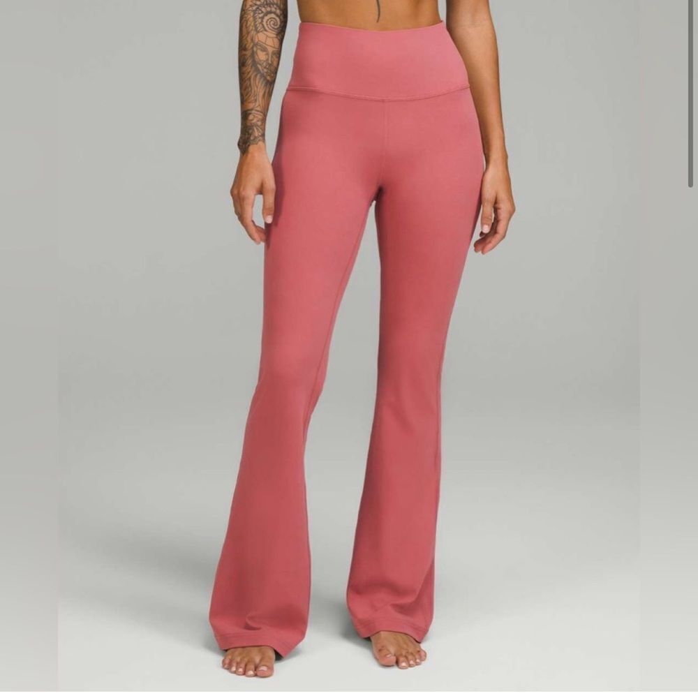 Lululemon Groove Super-High-Rise Flared Pant Nulu Brier Rose pink neutral